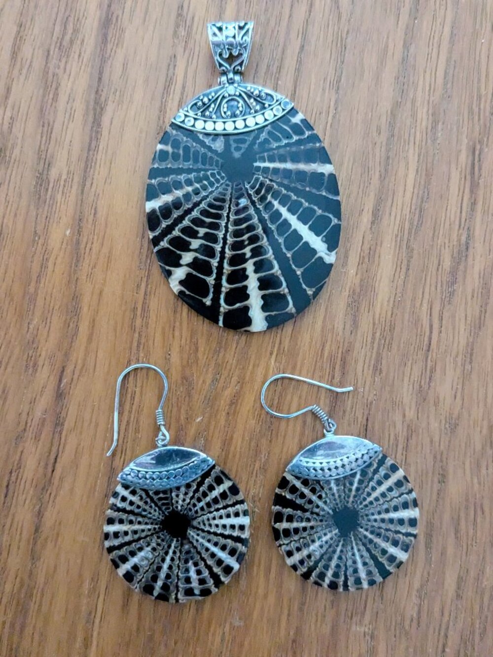 CMC Sterling Silver 925 Spiderweb Black Fossil Coral Pendant & Earrings Set